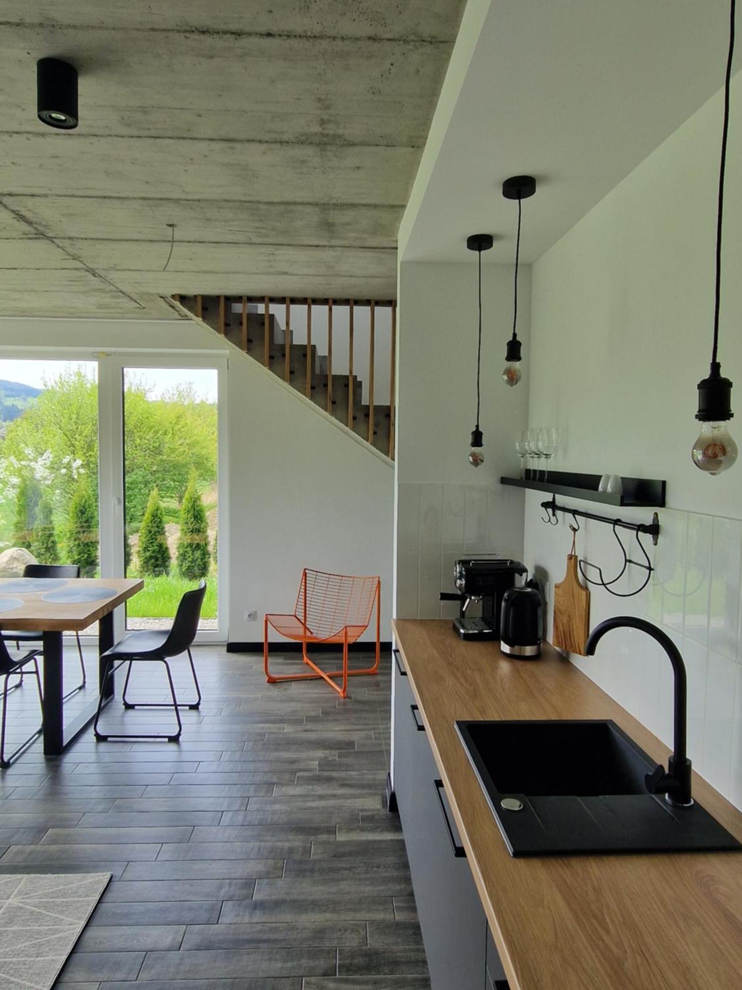 Pod 8 Lipami Holiday home *
